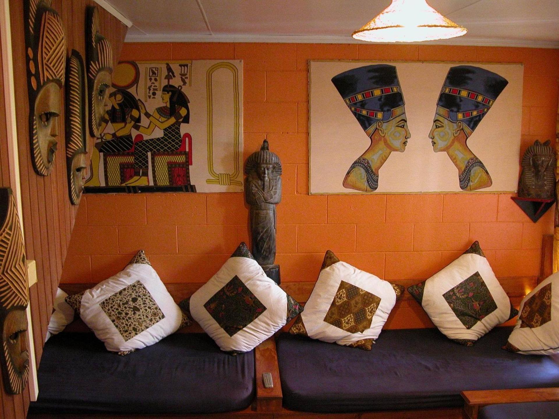 그레이마우스 글로벌 빌리지 트래블러스 로지 호스텔 외부 사진 The interior of the gallery